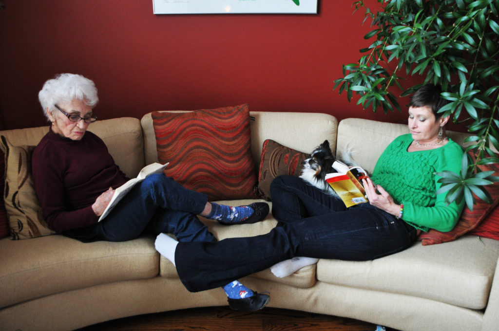 Reading together to alleviate loneliness